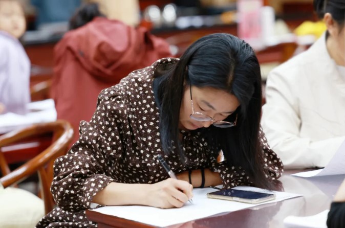 屏幕截图 2025-11-26 174603.jpg