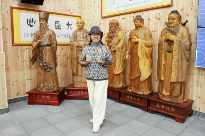 1765781049143769.jpg 屏幕截图 2025-12-15 144249.jpg