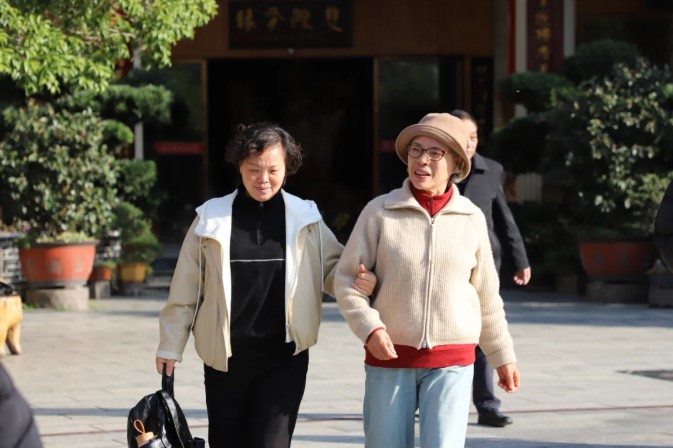 屏幕截图 2025-12-29 141723.jpg