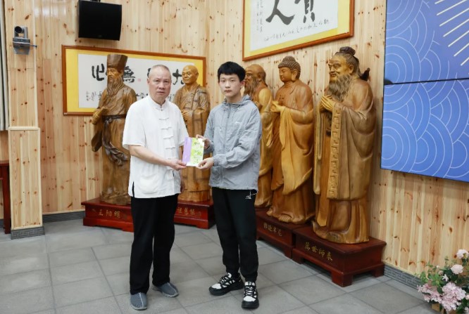 屏幕截图 2026-04-23 105529.jpg